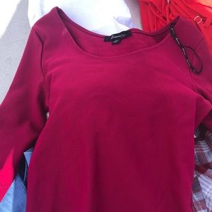 Dark pink ribbed dress